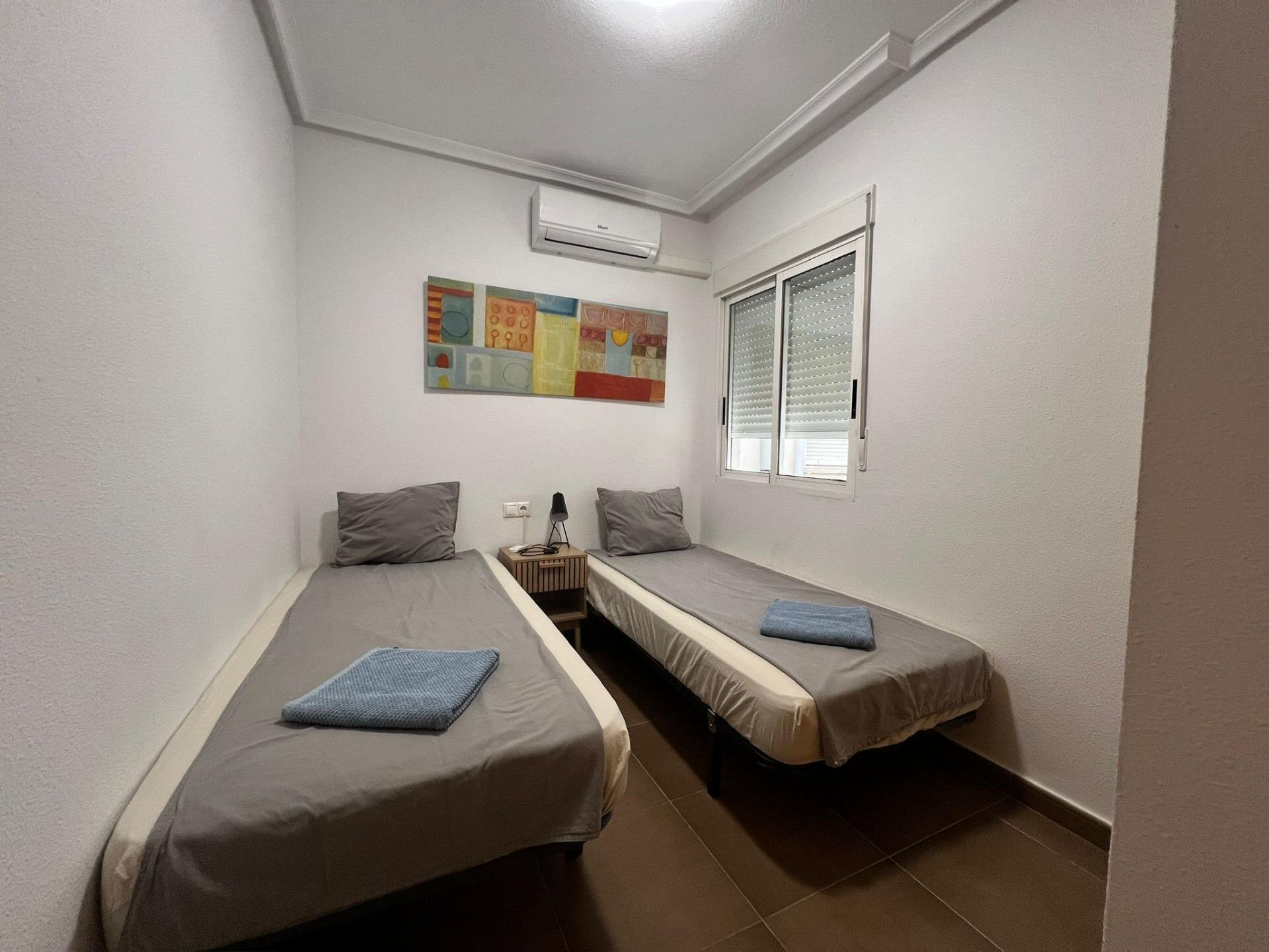 Apartamento de 2 Dormitorios en Torrevieja - Image 14
