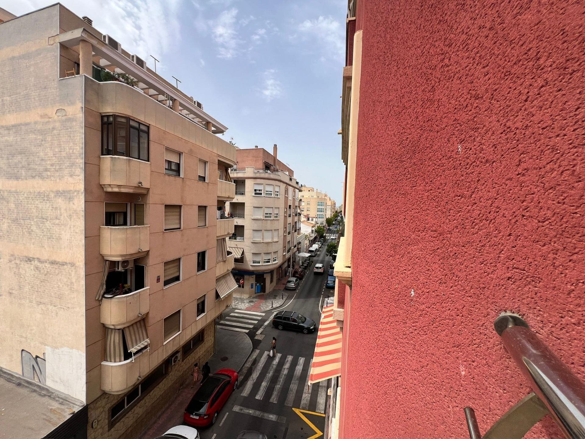Apartamento de 2 Dormitorios en Torrevieja - Image 4