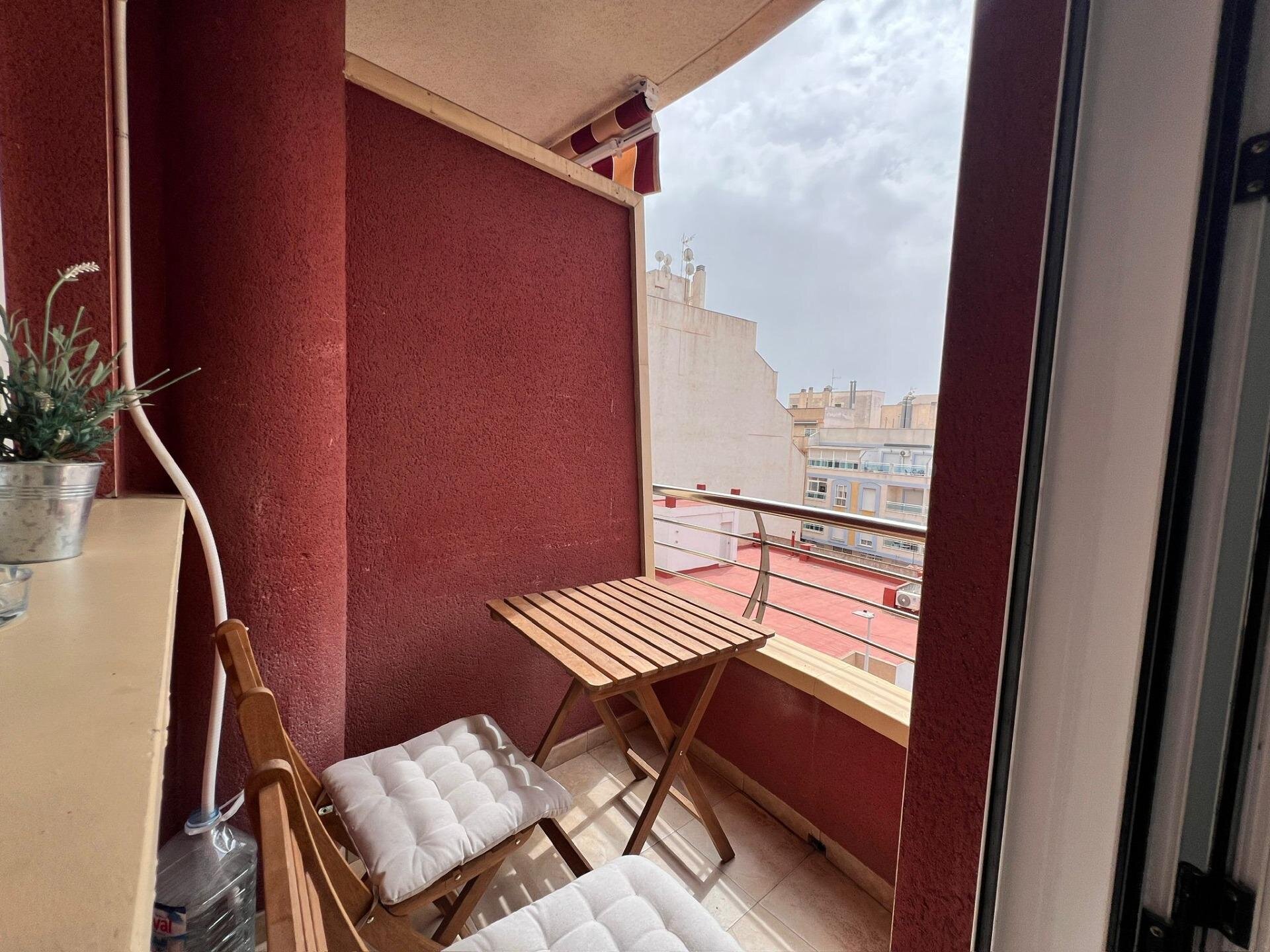 Apartamento de 2 Dormitorios en Torrevieja - Image 5