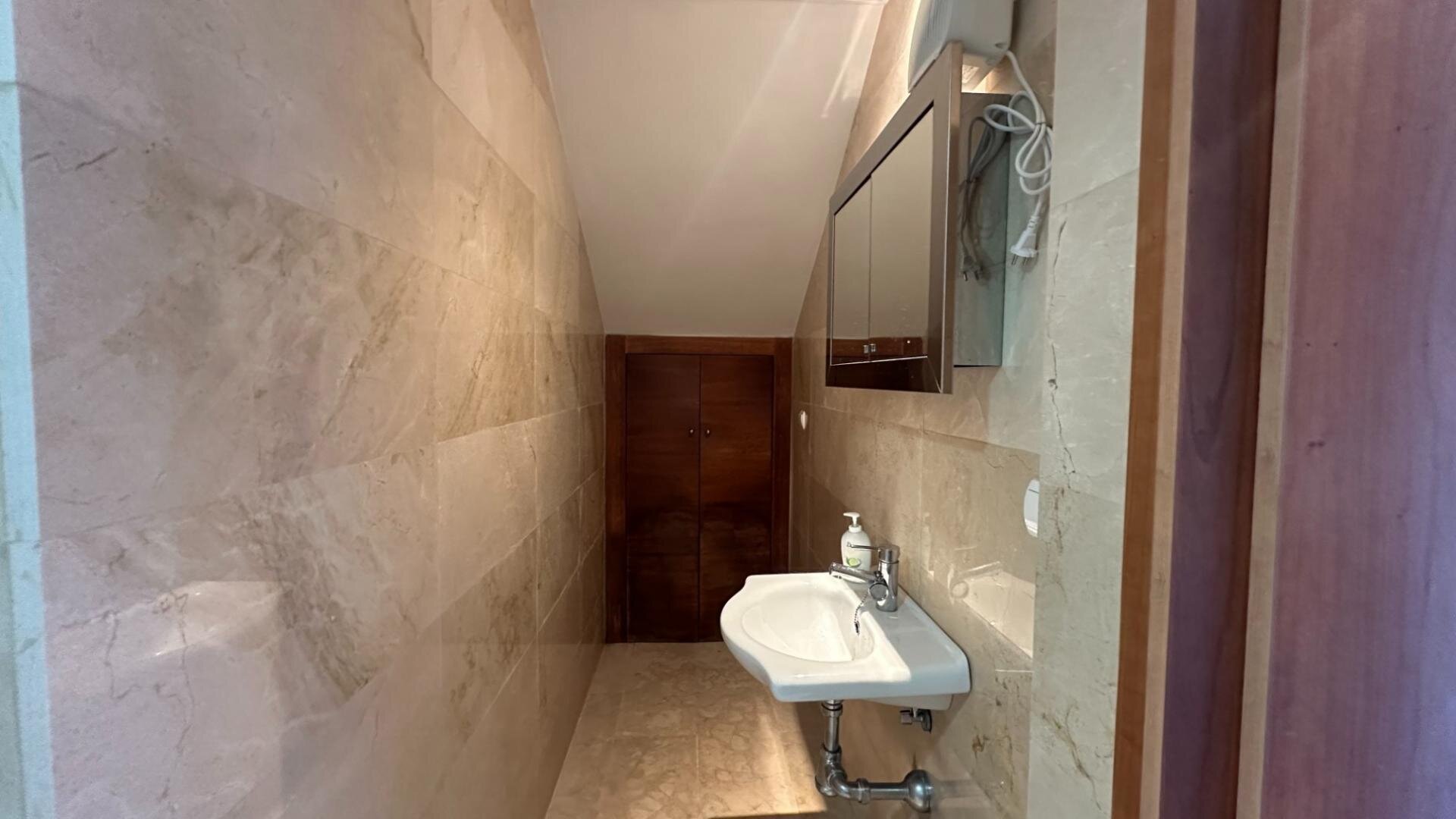 3-Bedroom House in Algorfa - Image 11