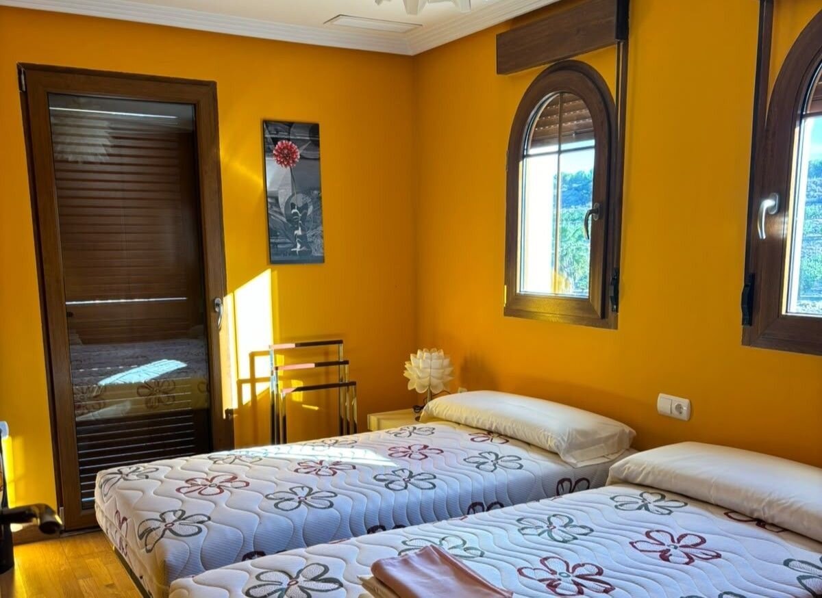 3-Bedroom House in Algorfa - Image 21