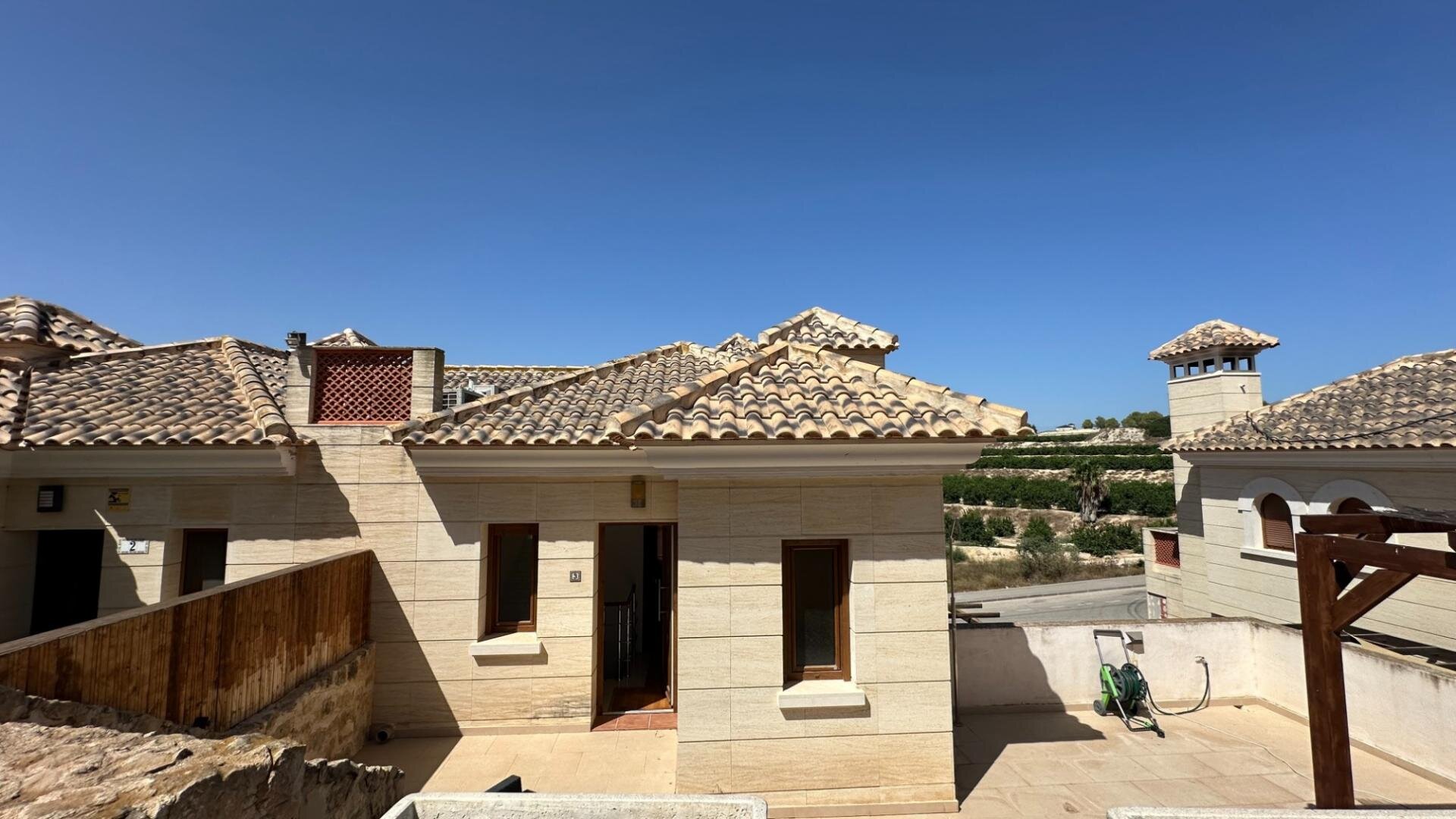 3-Bedroom House in Algorfa - Image 27