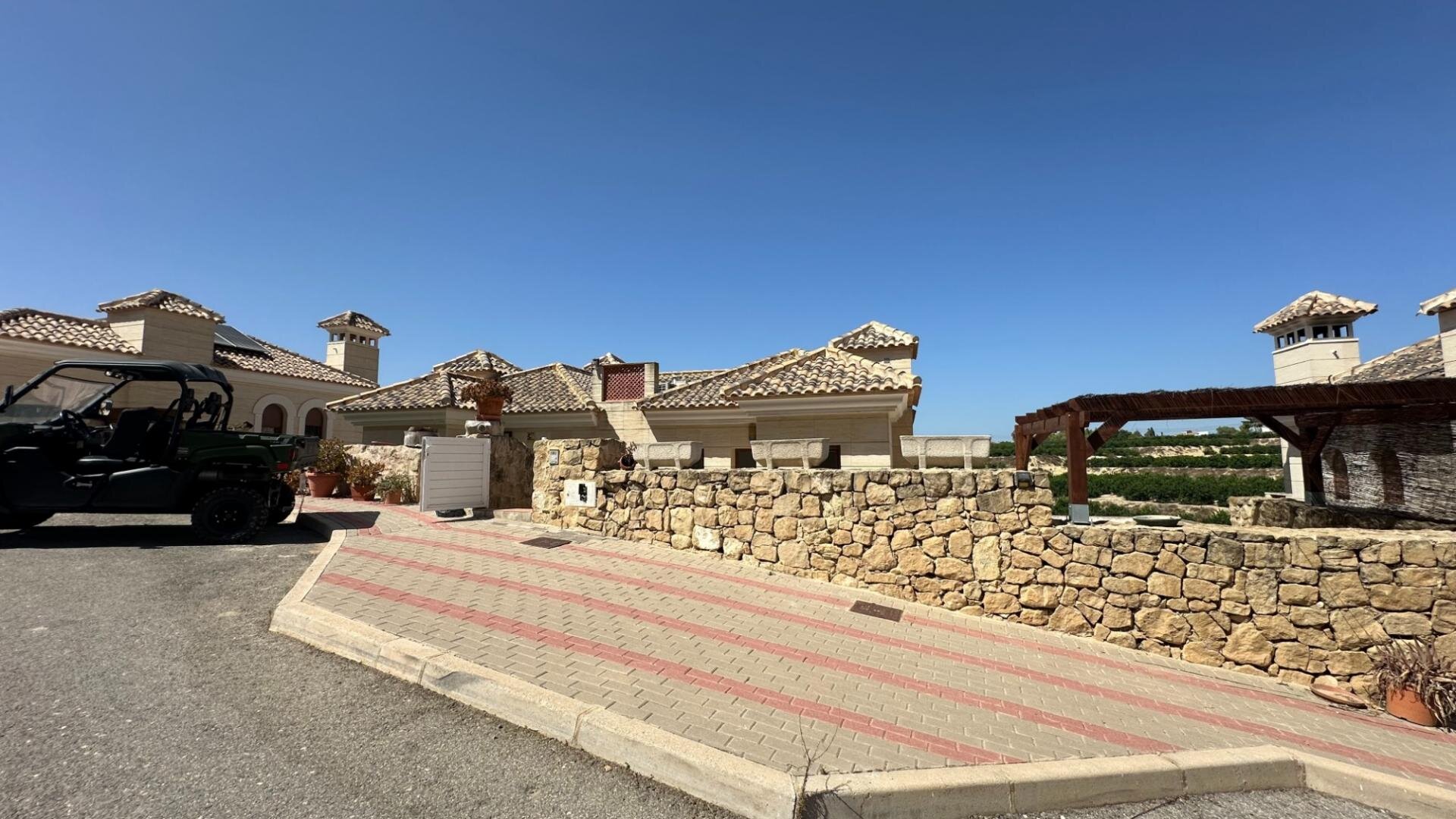3-Bedroom House in Algorfa - Image 28