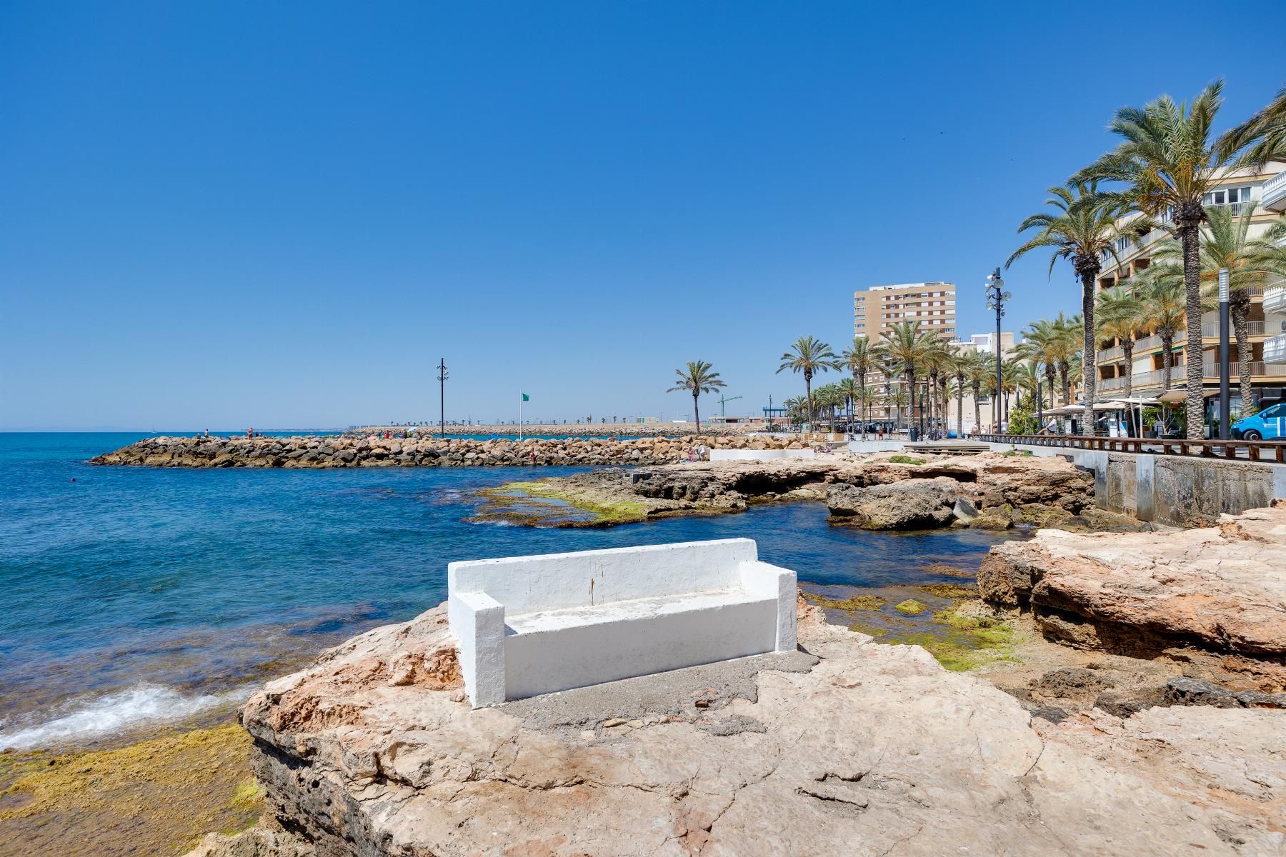 1-Bedroom Apartment in Centro, Torrevieja - Image 22