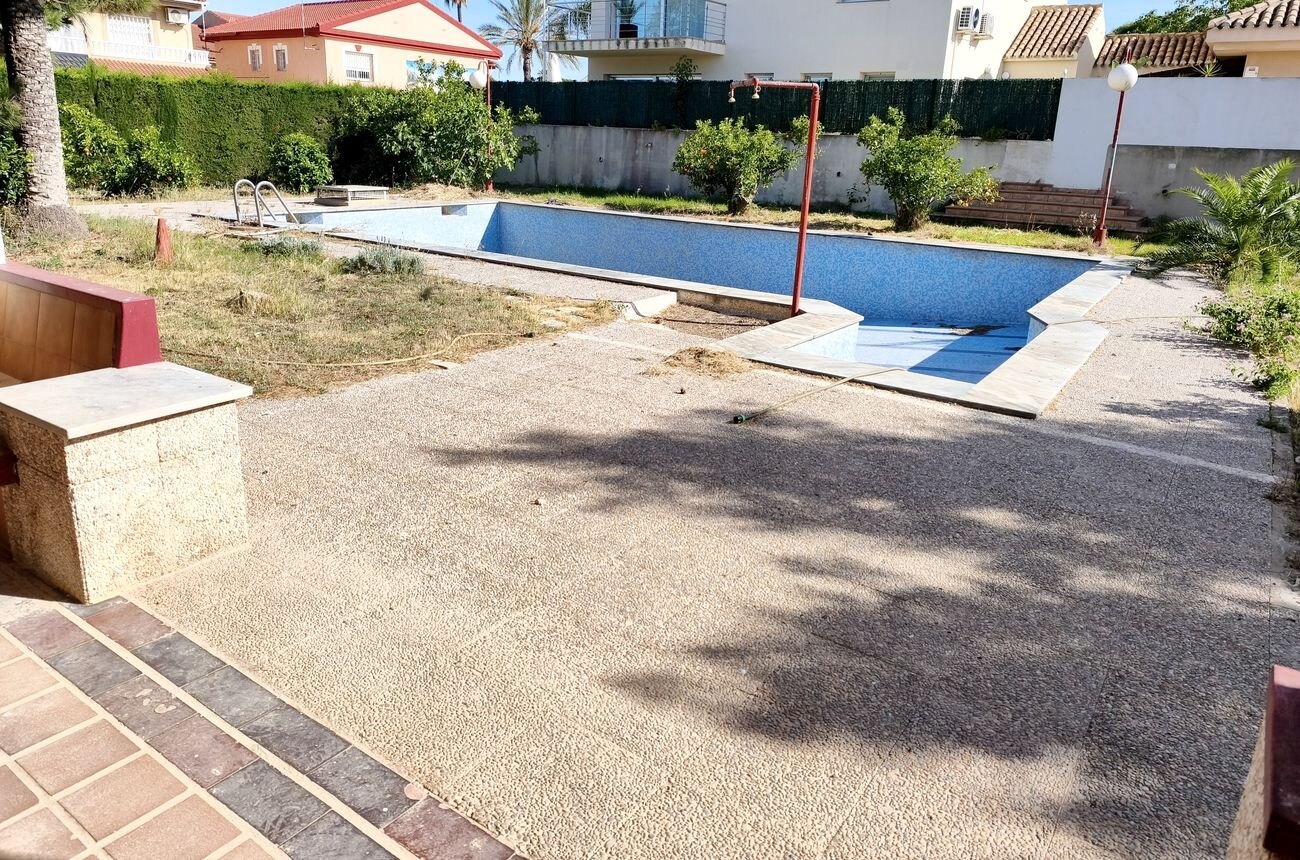 4-Bedroom Villa in Playa de Santiago de la Ribera, Santiago de la Ribera - Image 5