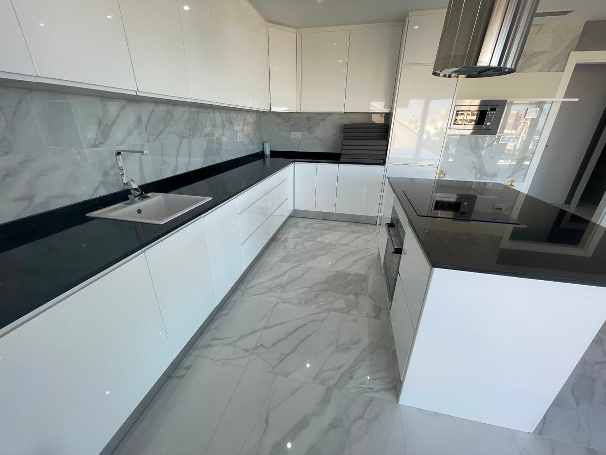 5-Zimmer Freistehende Villa in La Mata, Torrevieja | Sunn... - Image 10