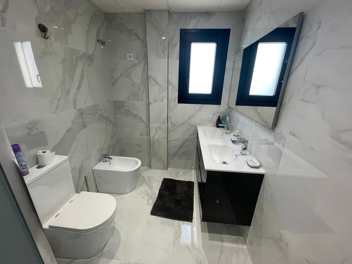 5-Zimmer Freistehende Villa in La Mata, Torrevieja | Sunn... - Image 20