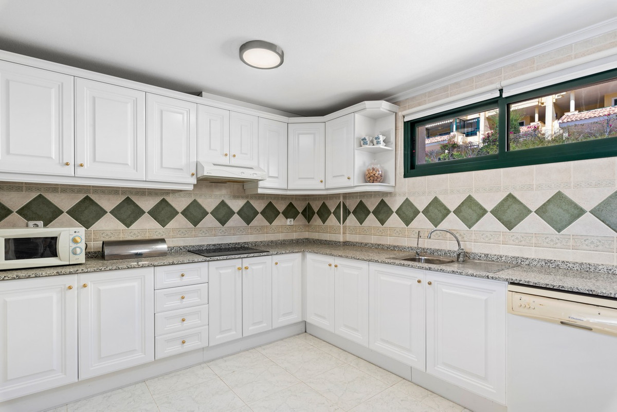 Penthouse met 2 Slaapkamers in Campoamor, Orihuela Costa ... - Image 14