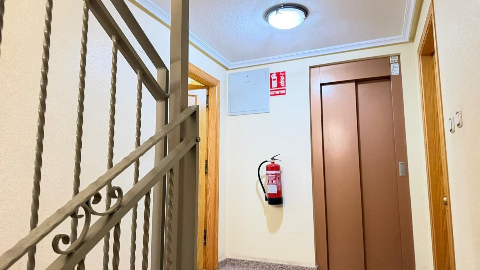 3-Bedroom Apartment in Pueblo 4, Benijofar - Image 15