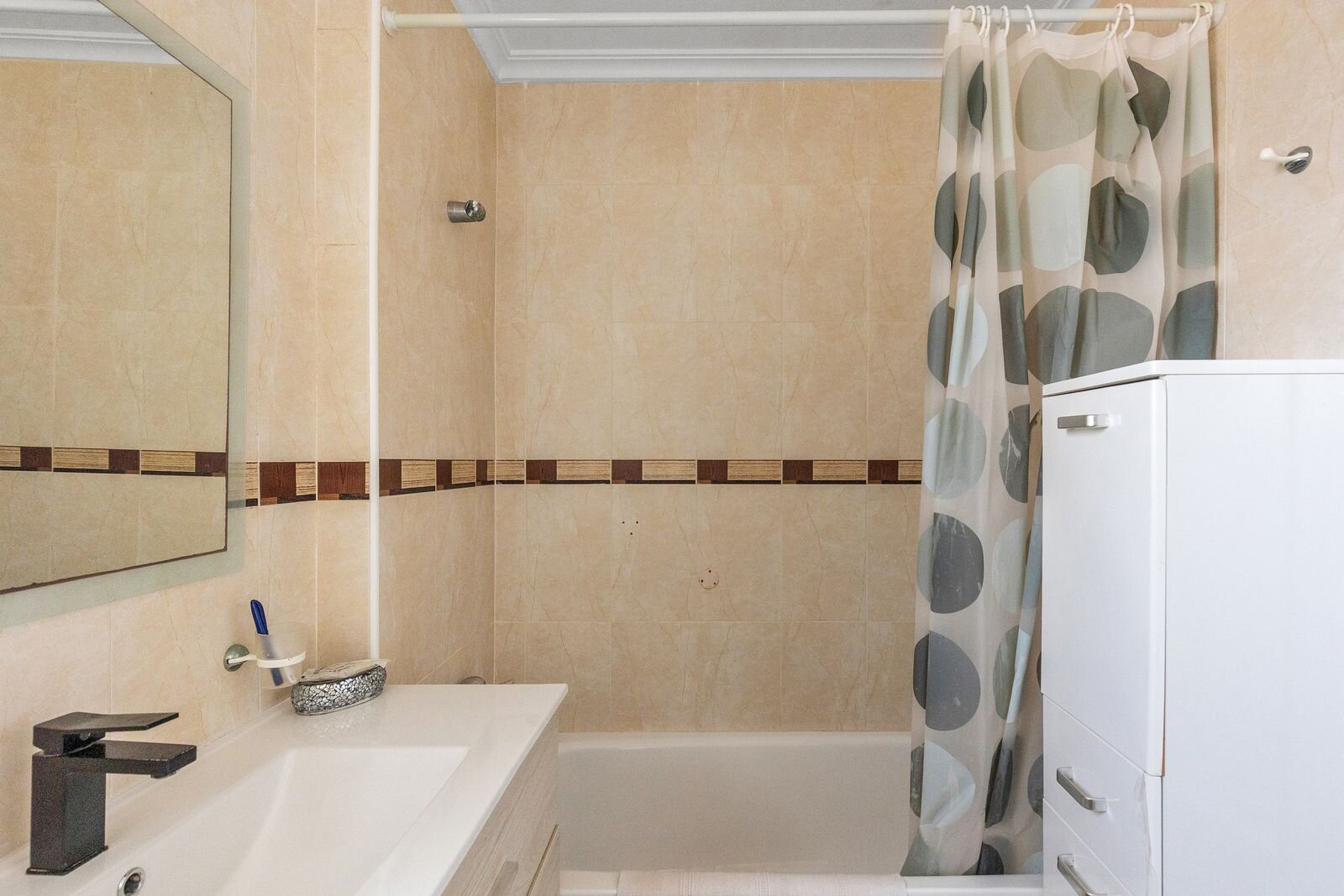 2-Bedroom Apartment in Los Altos, Orihuela Costa - Image 16