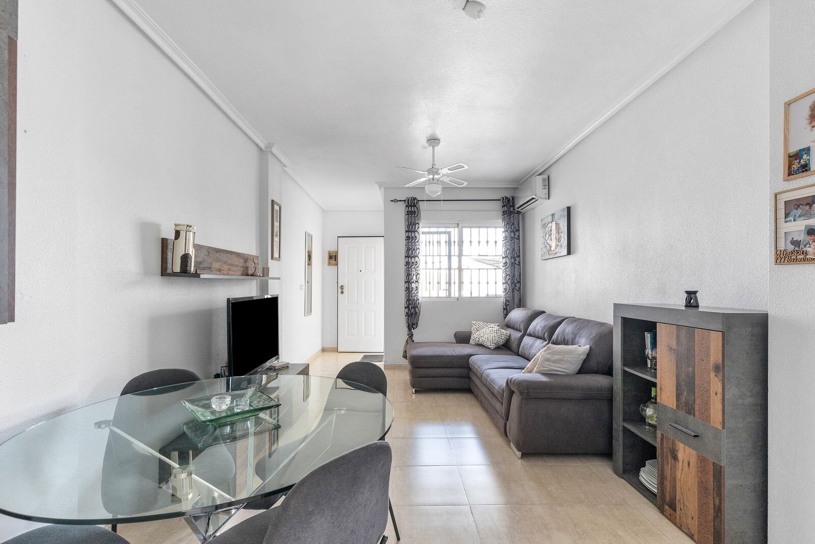 2-Bedroom Apartment in Los Altos, Orihuela Costa - Image 7