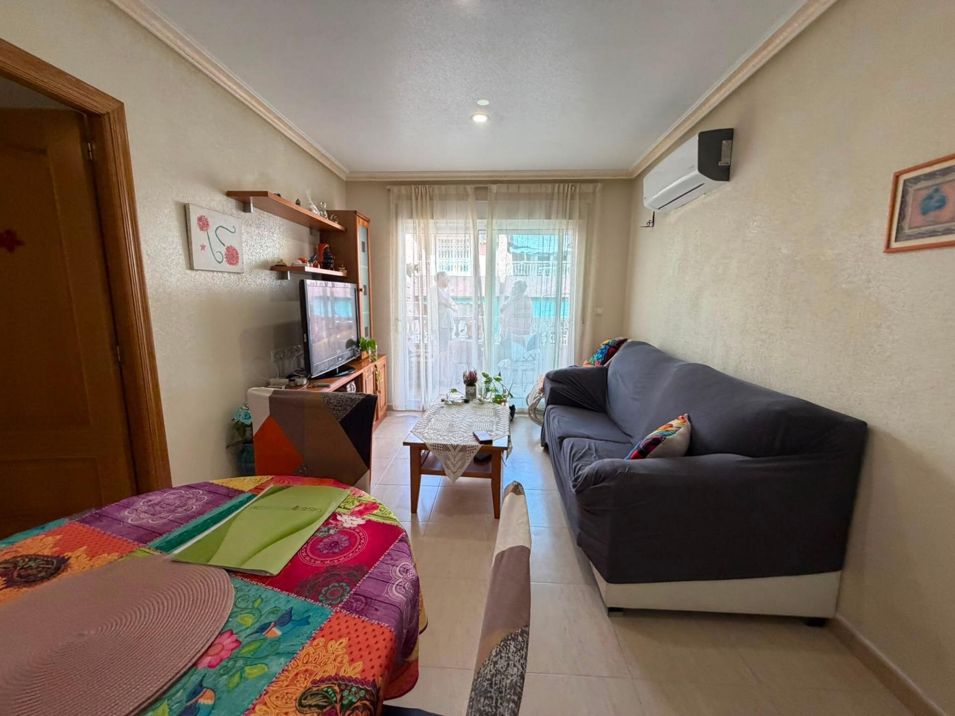 2-Bedroom Apartment in Estacion de Autobuses, Torrevieja - Image 1