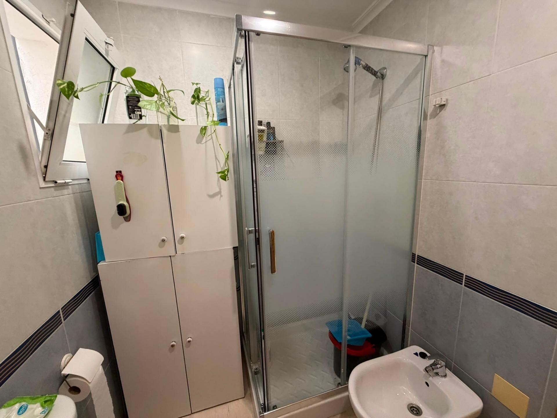 2-Bedroom Apartment in Estacion de Autobuses, Torrevieja - Image 12