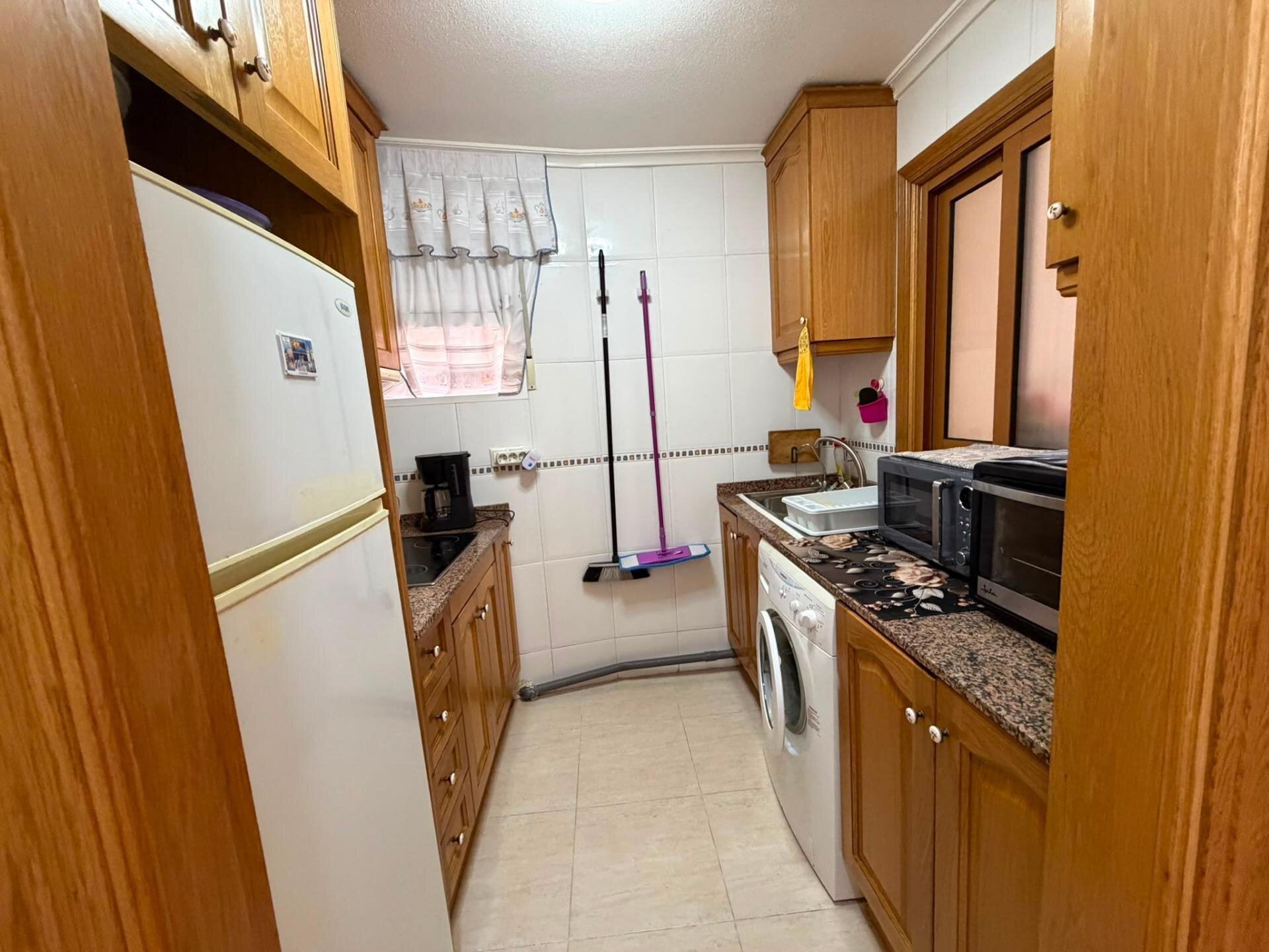 2-Bedroom Apartment in Estacion de Autobuses, Torrevieja - Image 14