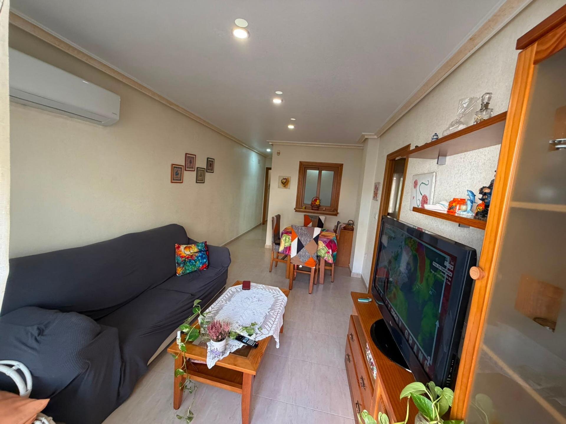 2-Bedroom Apartment in Estacion de Autobuses, Torrevieja - Image 20