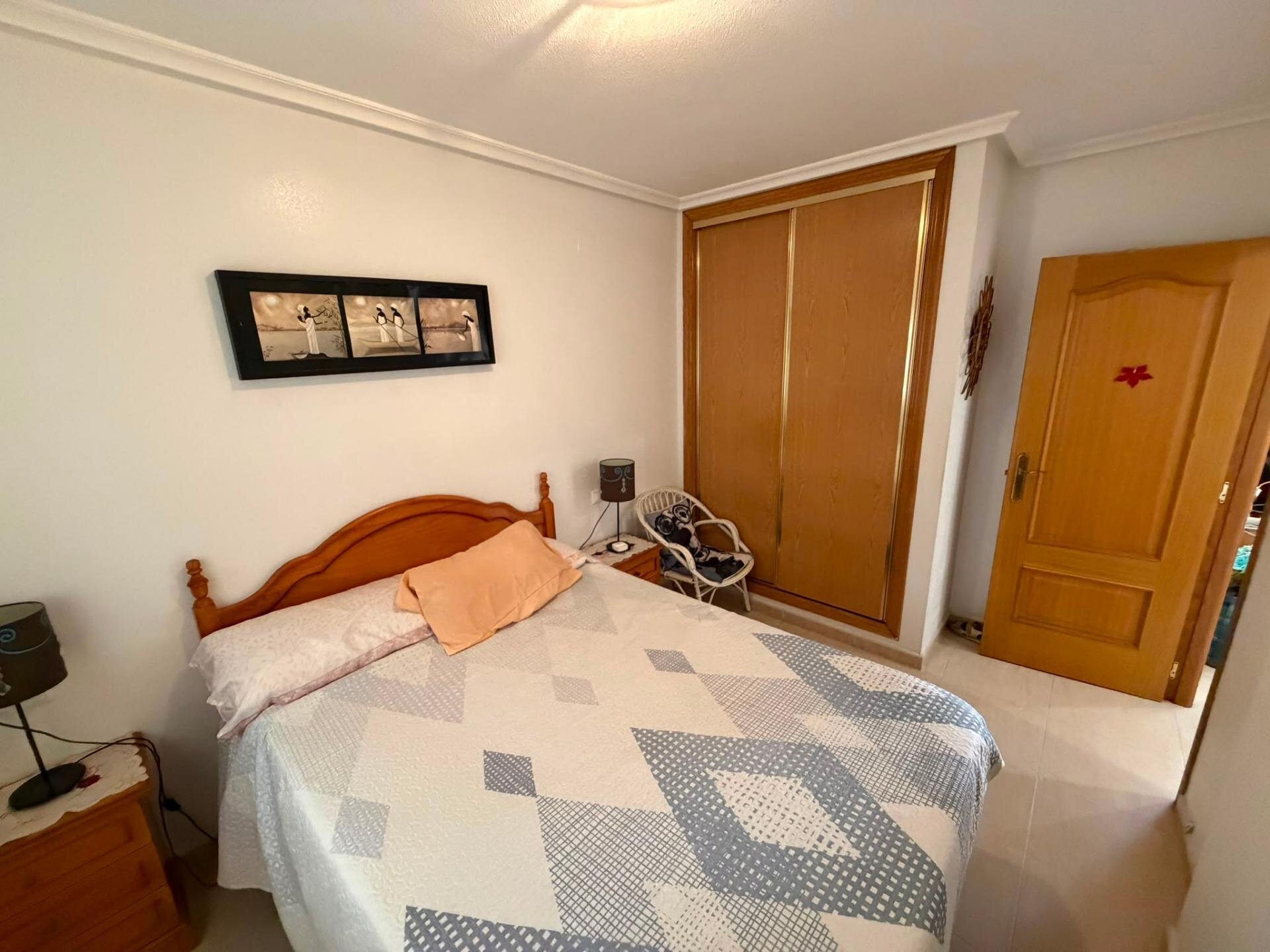 2-Bedroom Apartment in Estacion de Autobuses, Torrevieja - Image 25