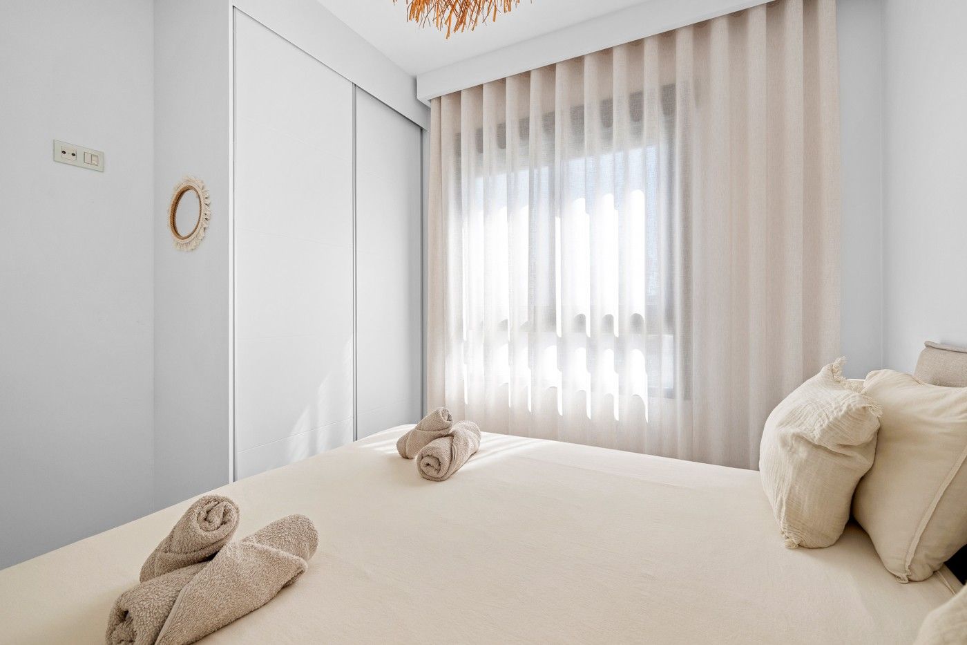 2-Bedroom Apartment in Pueblo, San Miguel de Salinas - Image 11