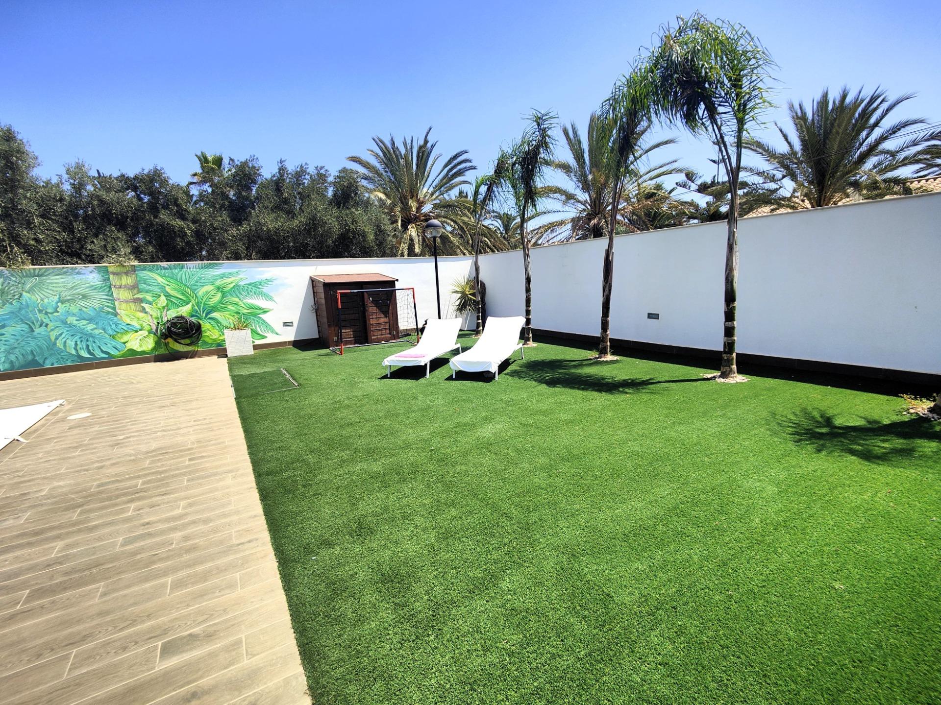5-Bedroom Villa in Costa Blanca, Cabo Roig - Image 10