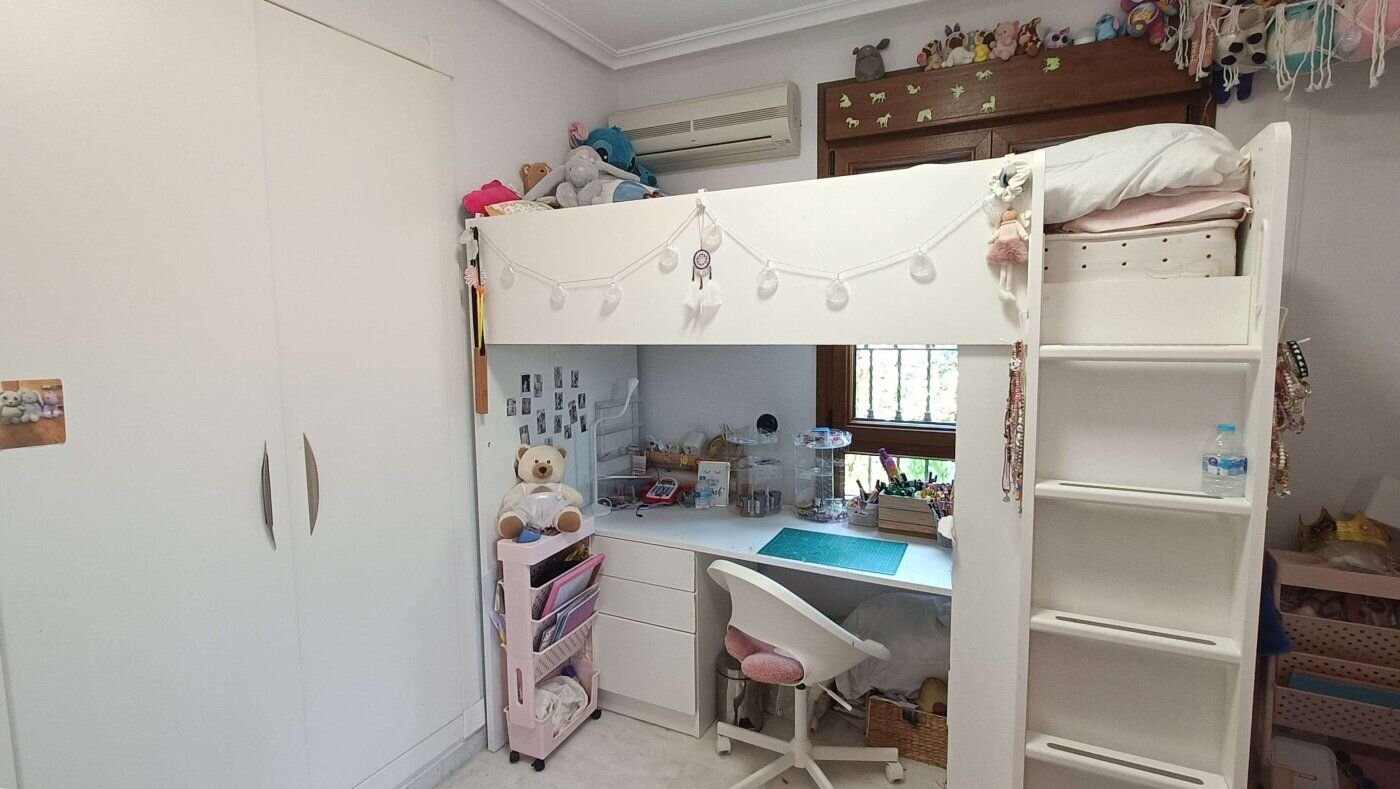 Villa de 3 Dormitorios en Comunidad Valenciana, Algorfa - Image 14