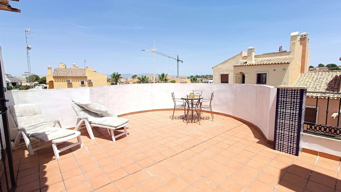 Villa de 3 Dormitorios en Comunidad Valenciana, Algorfa - Image 27
