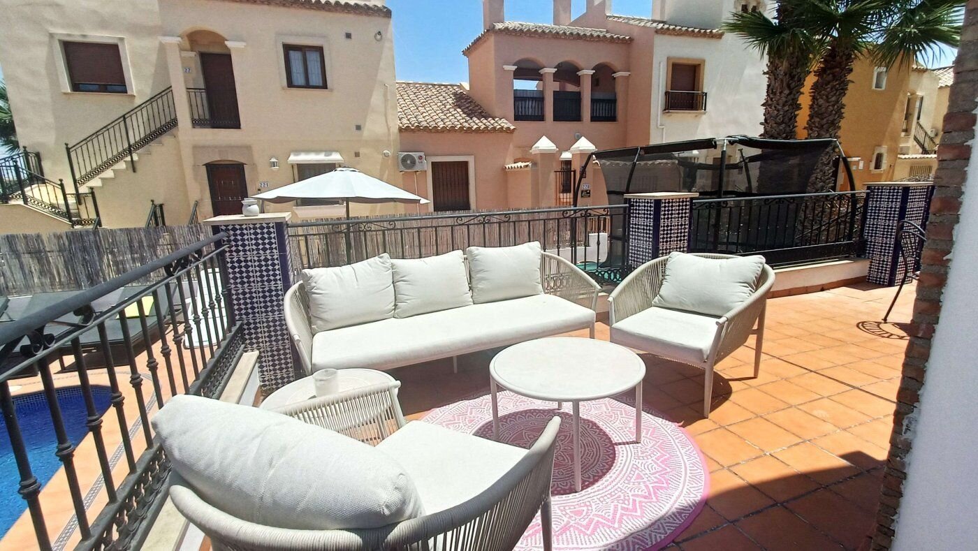 Villa de 3 Dormitorios en Comunidad Valenciana, Algorfa - Image 3
