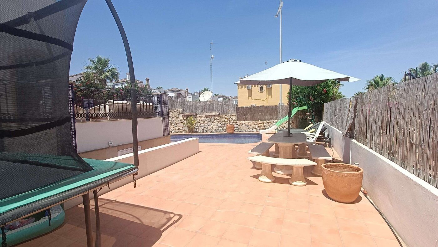 Villa de 3 Dormitorios en Comunidad Valenciana, Algorfa - Image 44