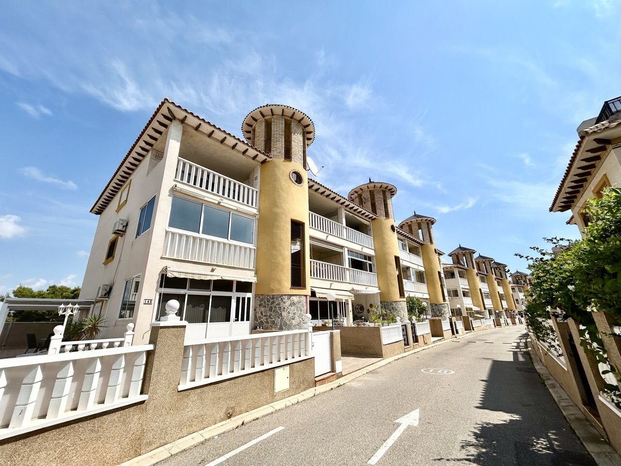 2-Bedroom Penthouse in La Zenia, Orihuela Costa - Image 1