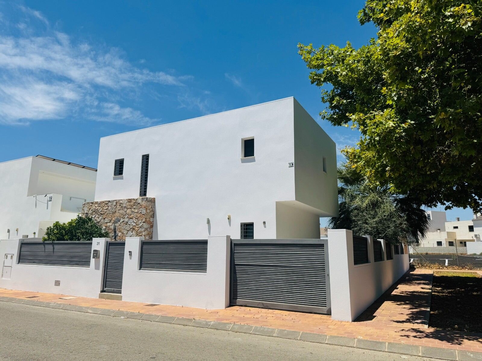 3-Bedroom Villa in San Pedro del Pinatar - Image 13