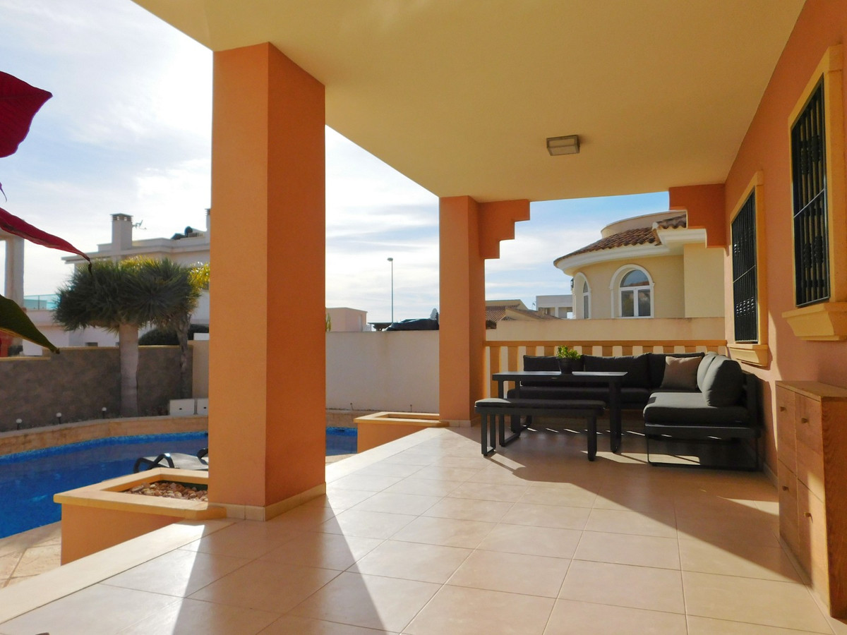 4-Bedroom Detached House in Ciudad Quesada, Rojales | Sun... - Image 6