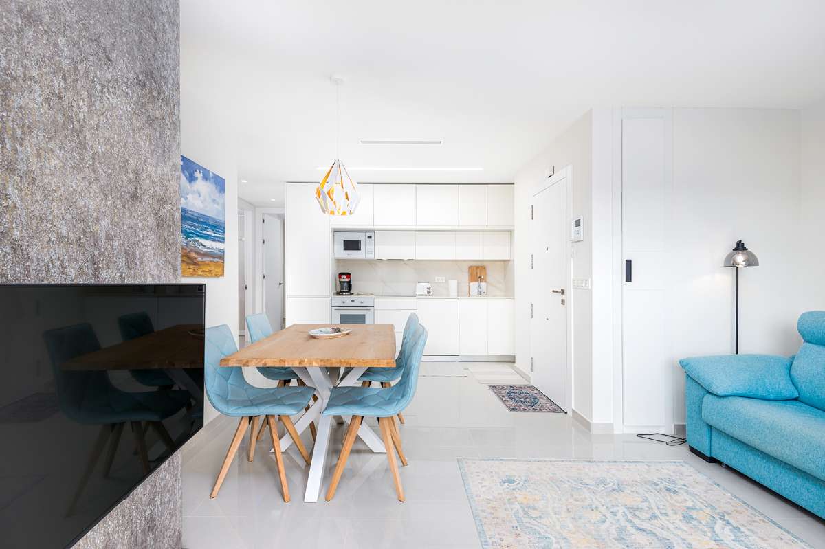 2-Bedroom Apartment in Pilar de la Horadada - Image 11