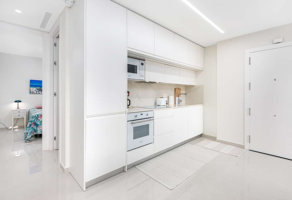 2-Bedroom Apartment in Pilar de la Horadada - Image 2