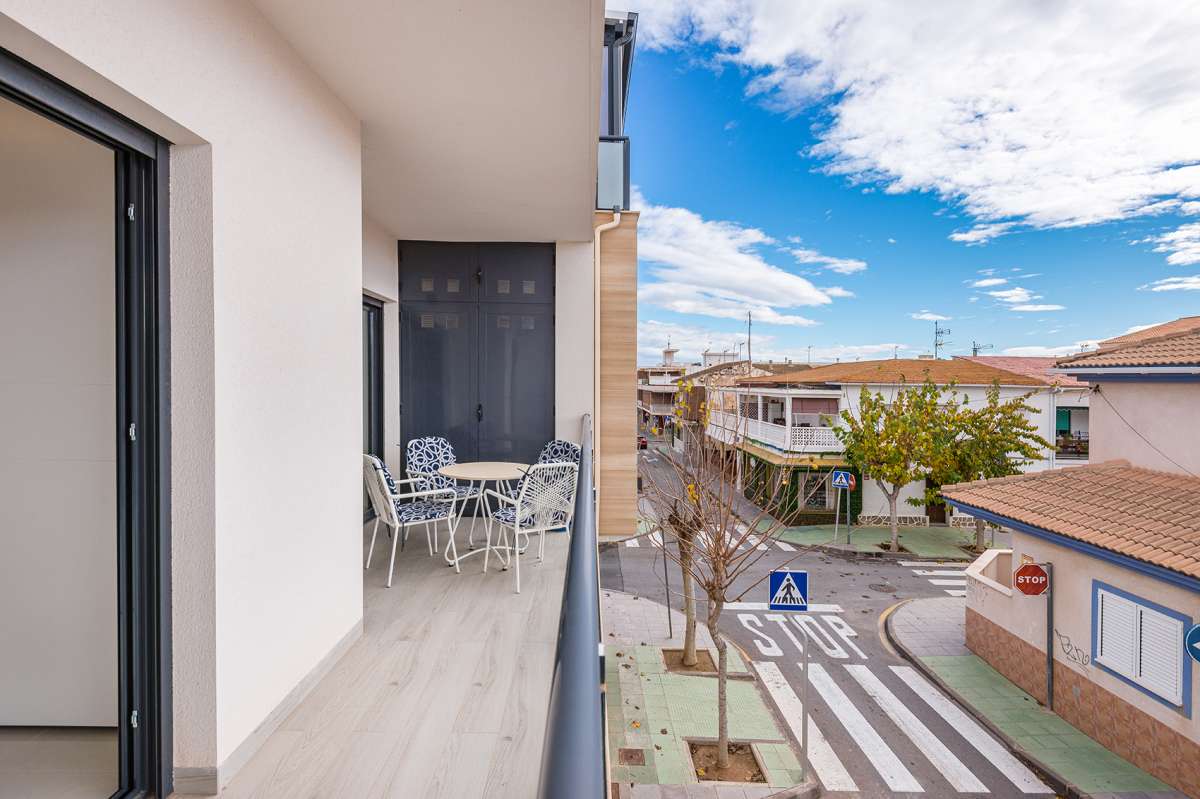 2-Bedroom Apartment in Pilar de la Horadada - Image 29