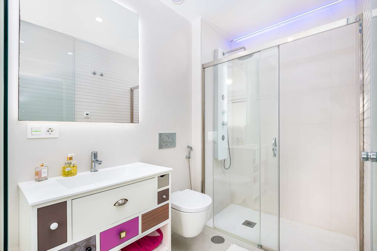 2-Bedroom Apartment in Pilar de la Horadada - Image 4