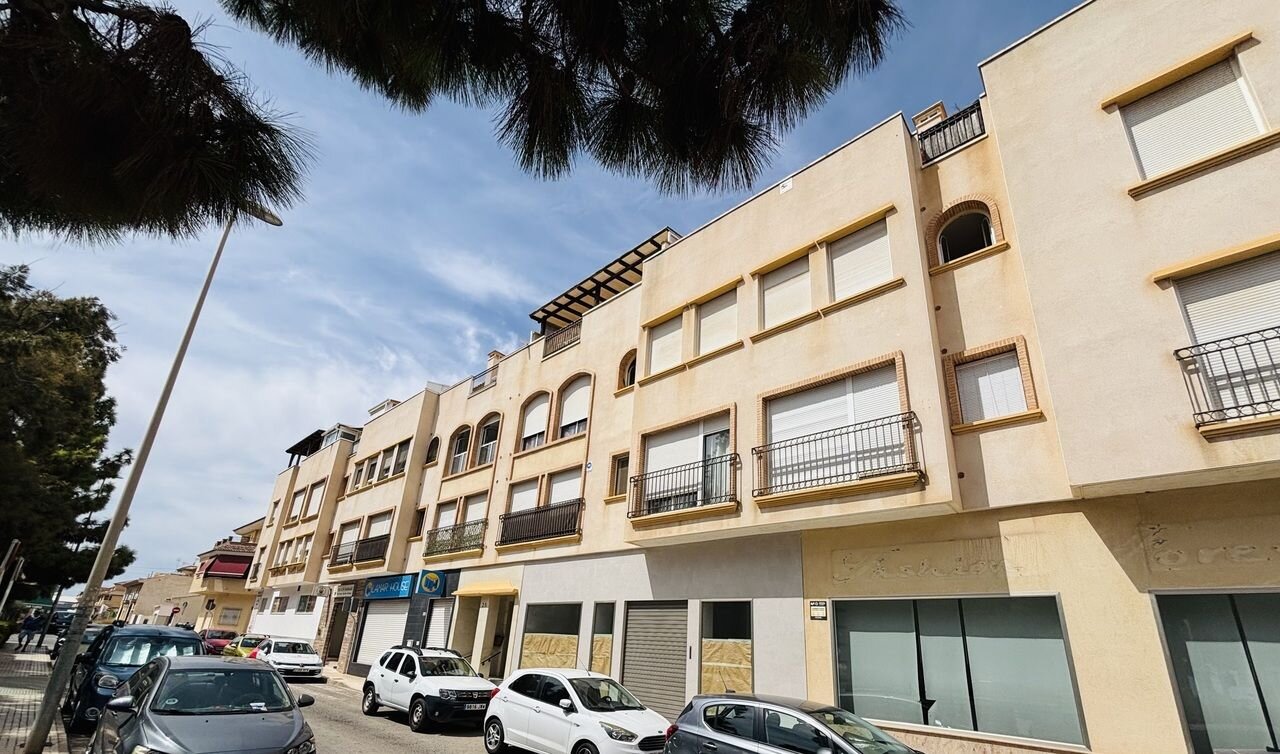 2-Bedroom Apartment in Pilar de la Horadada - Image 23