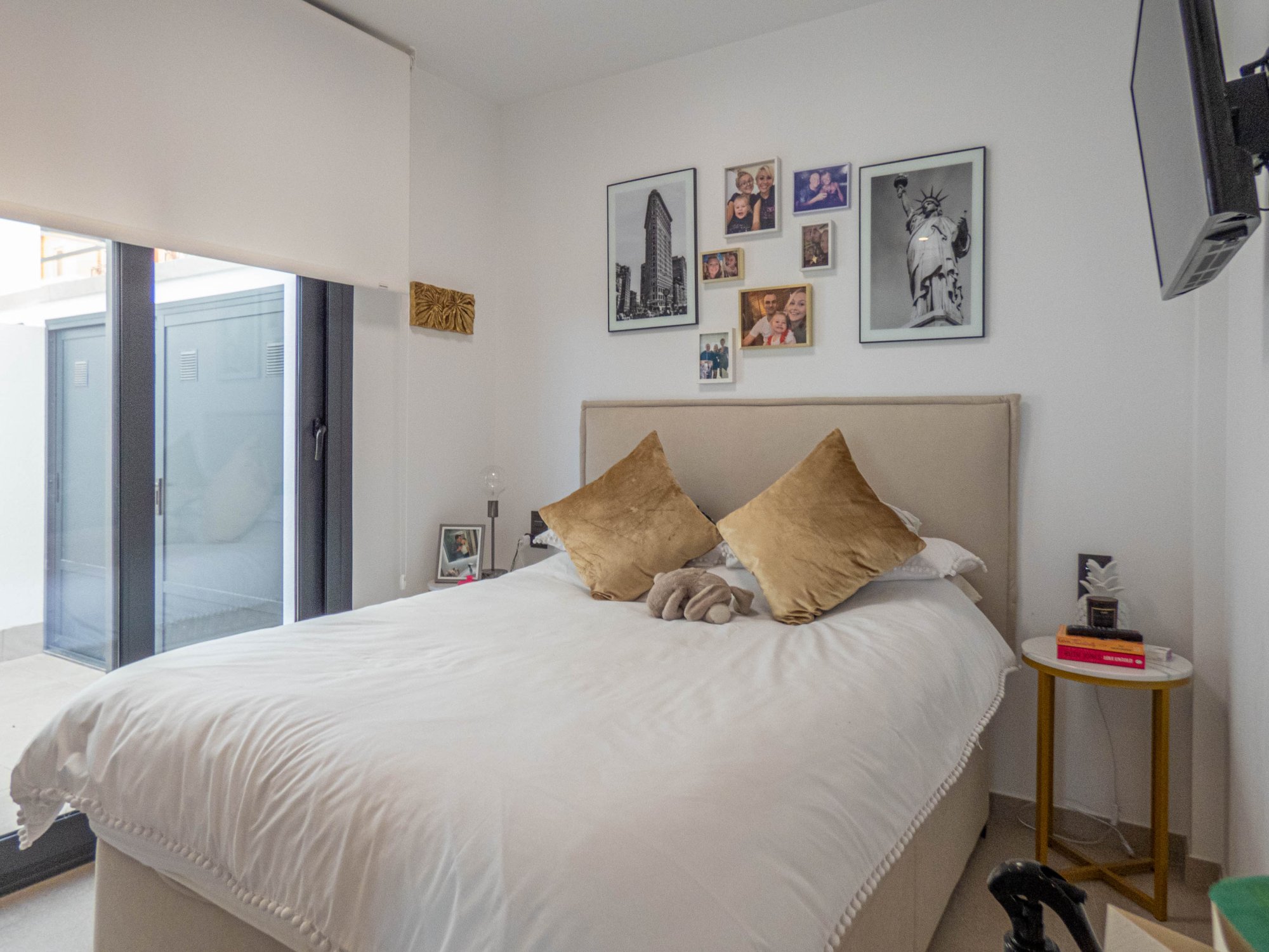 3-Bedroom Apartment in Guardamar del Segura - Image 12