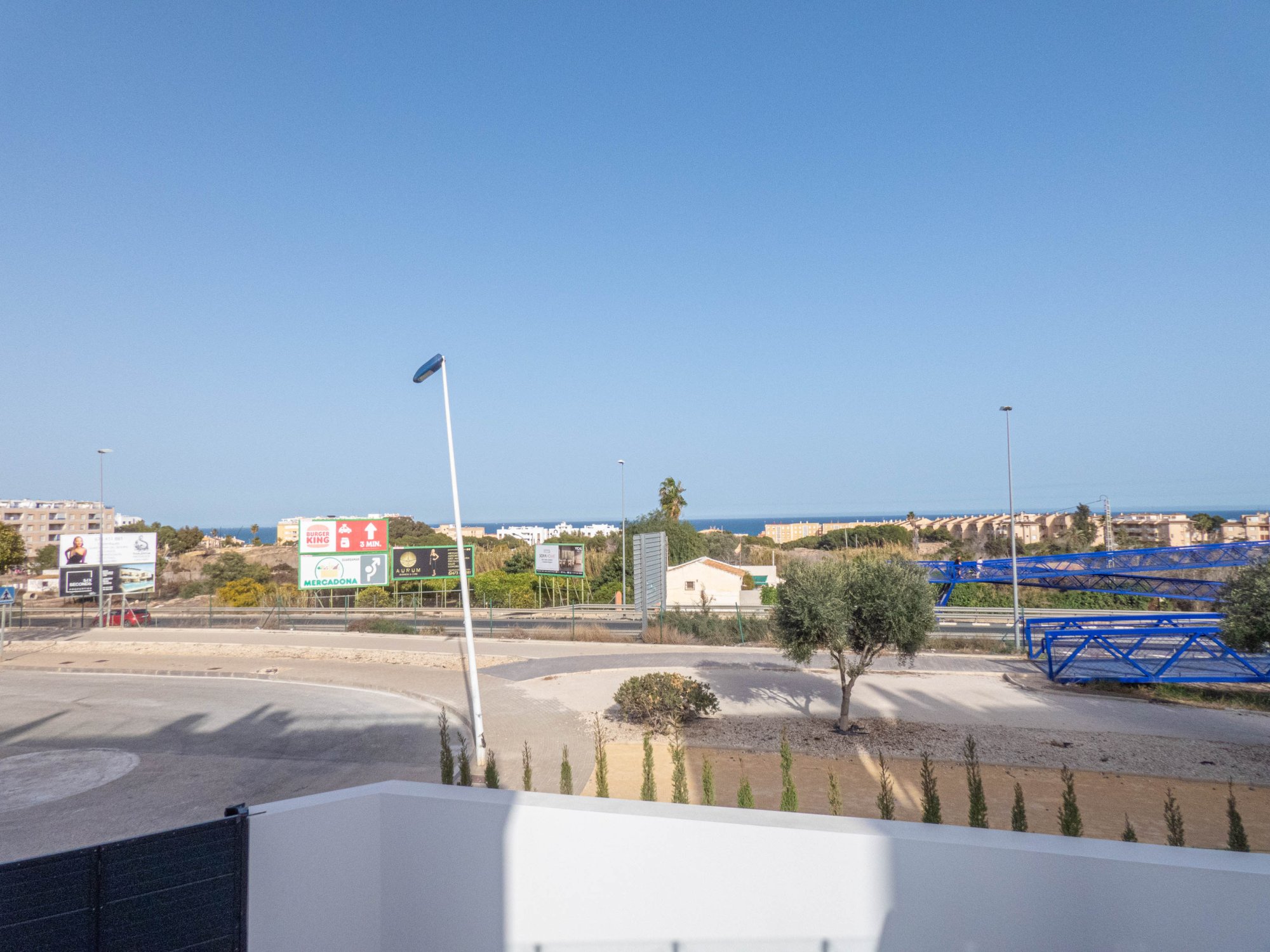 3-Bedroom Apartment in Guardamar del Segura - Image 31