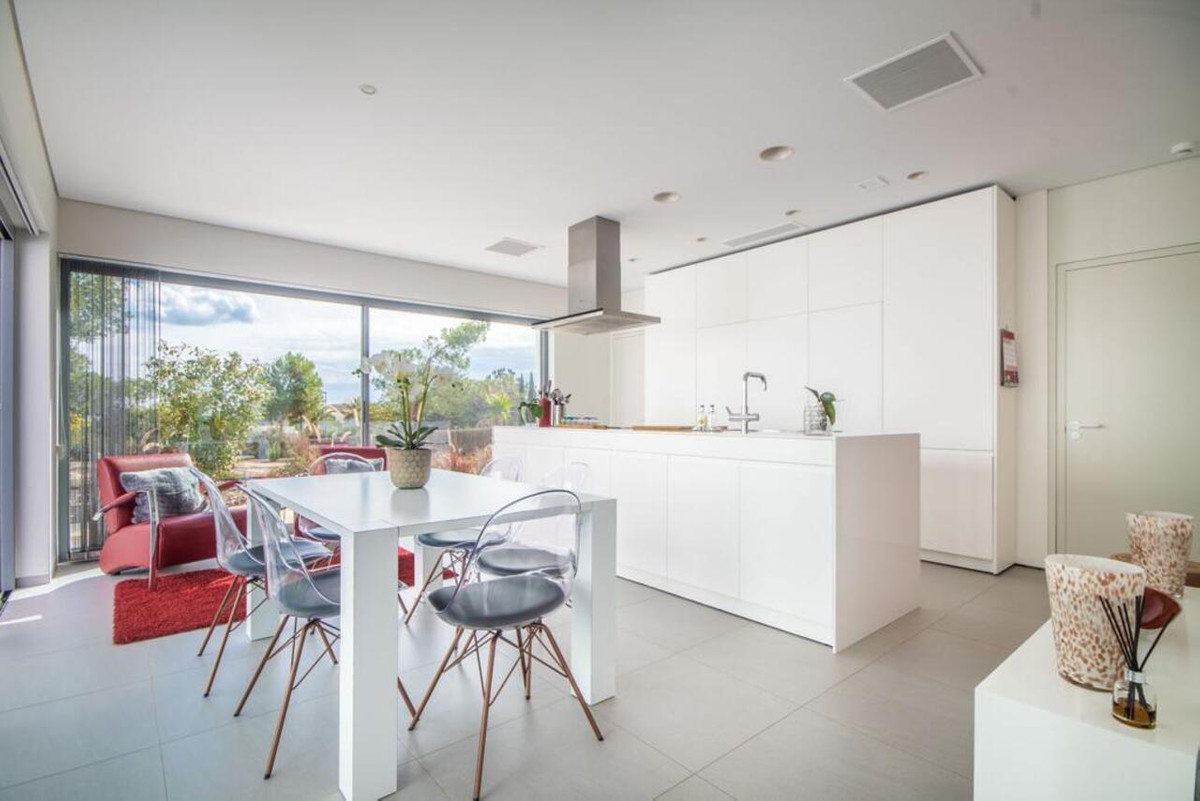 Villa individuelle de 4 Chambres à Las Colinas Golf, San ... - Image 3