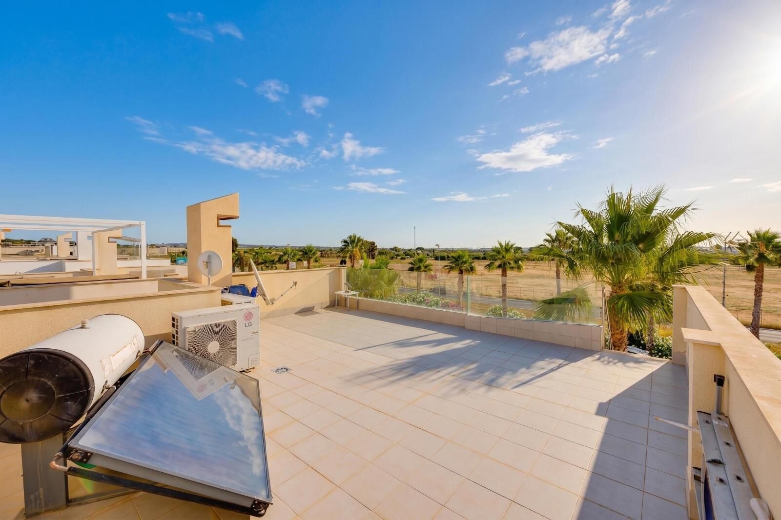 Villa de 3 Dormitorios en Rojales - Image 11