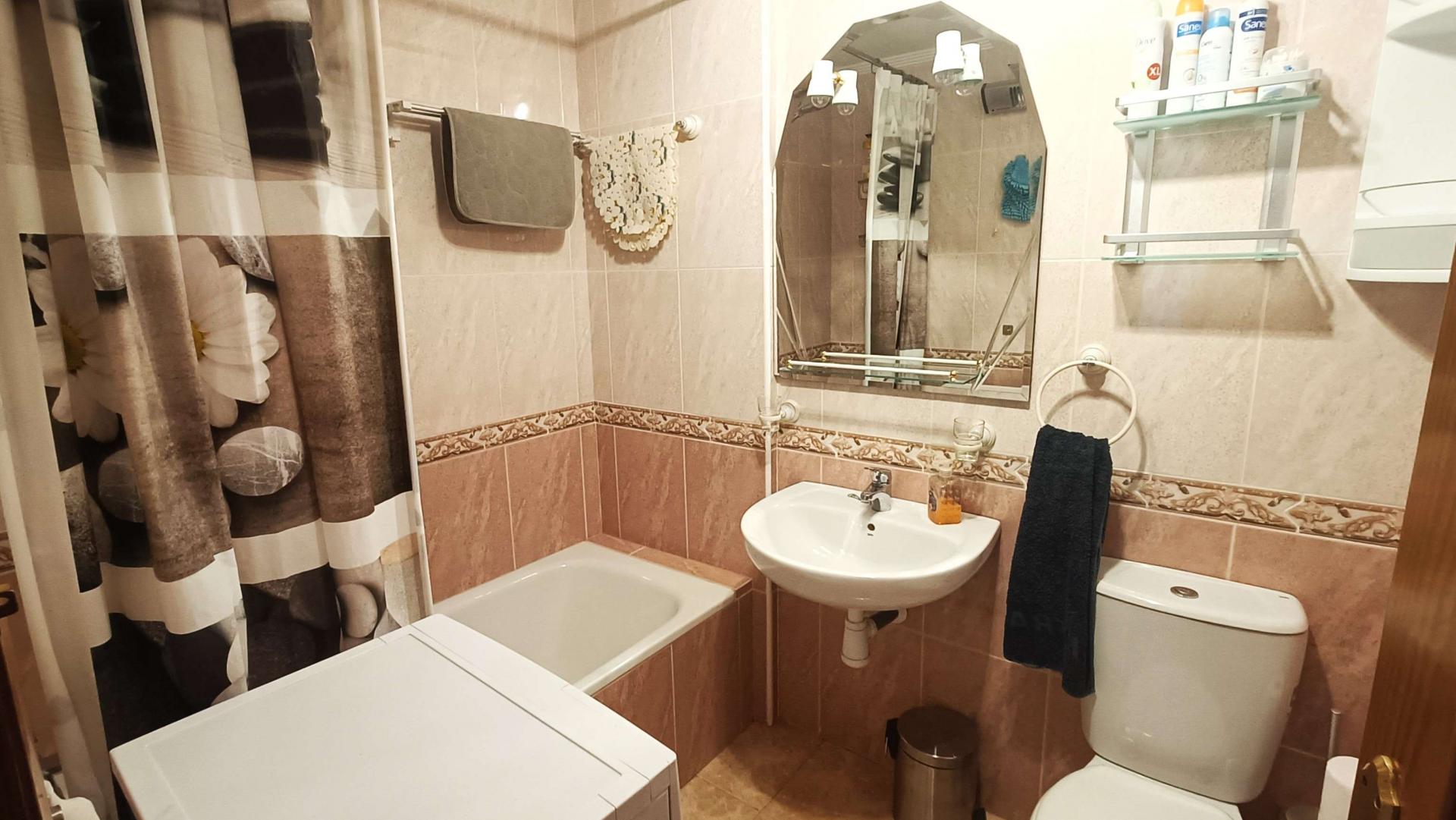 2-Bedroom Apartment in Villamartin, Orihuela Costa - Image 12