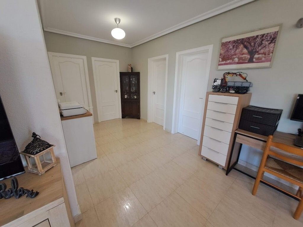 6-Bedroom Villa in Comunidad Valenciana, Dolores - Image 6