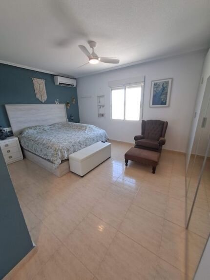 6-Bedroom Villa in Comunidad Valenciana, Dolores - Image 9