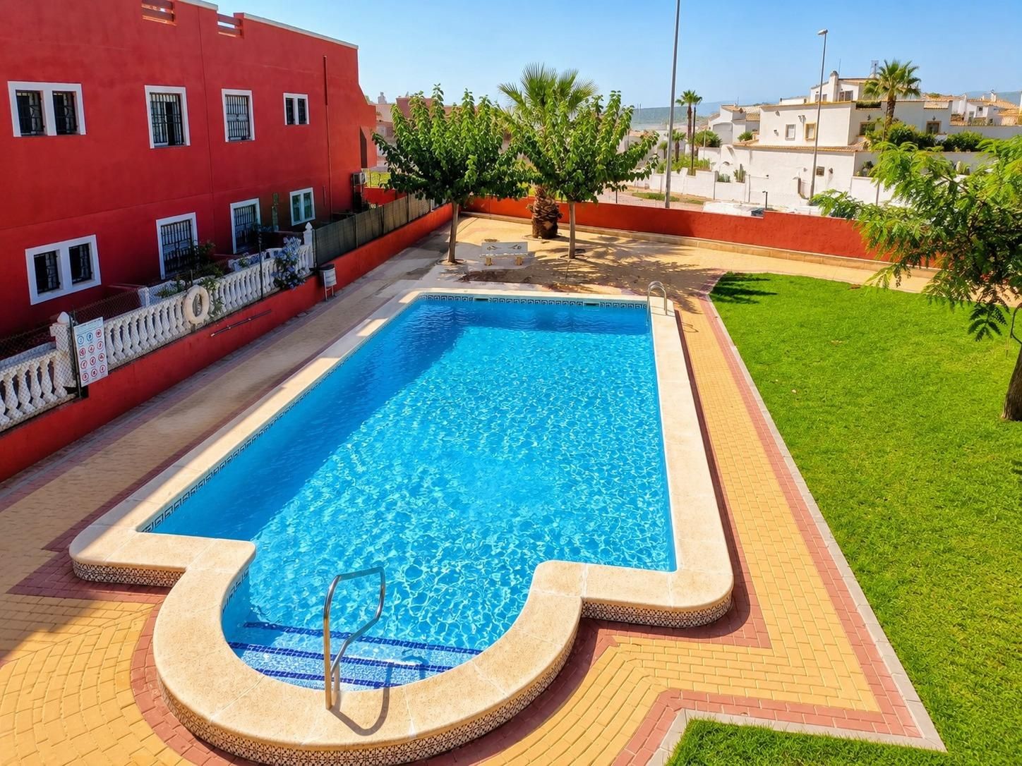2-Bedroom Bungalow in Los Altos, Orihuela Costa - Image 14
