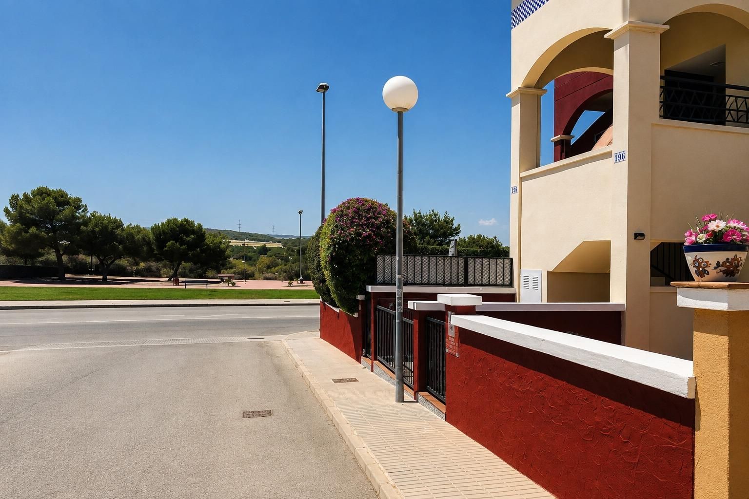 2-Bedroom Bungalow in Los Altos, Orihuela Costa - Image 17