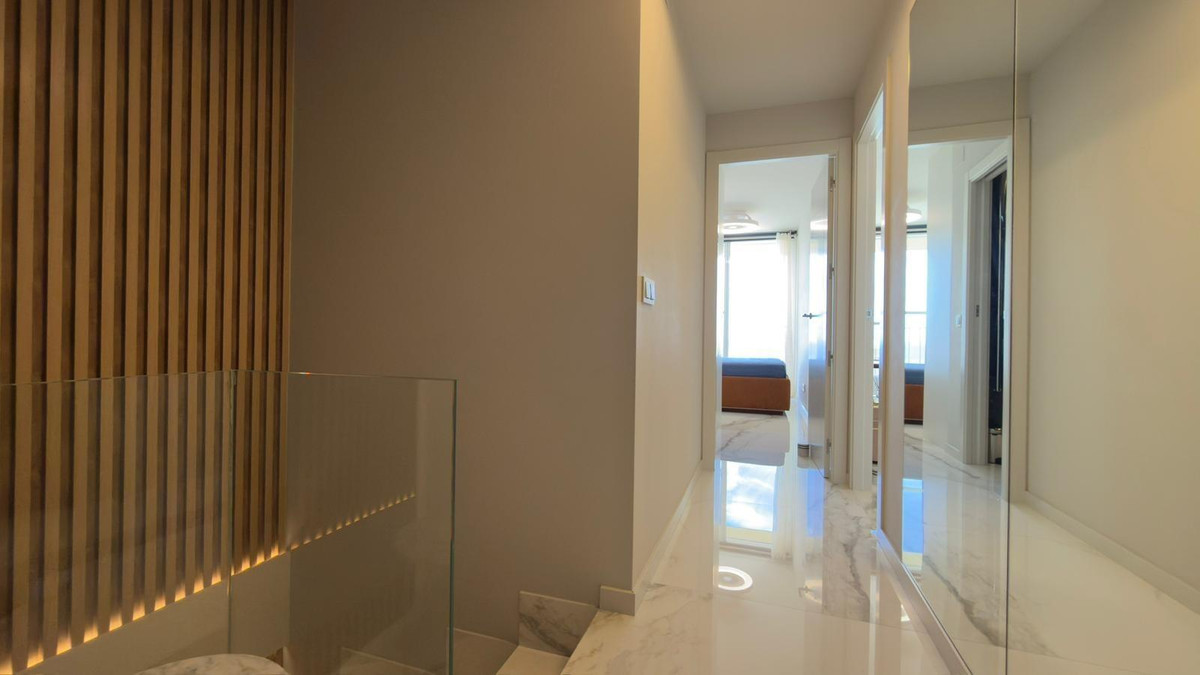 3-Bedroom Middle Floor Apartment in Benidorm | Sunny Cas... - Image 12