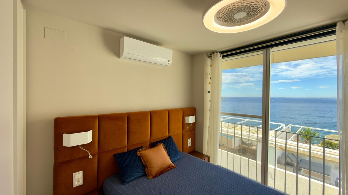 3-Bedroom Middle Floor Apartment in Benidorm | Sunny Cas... - Image 18