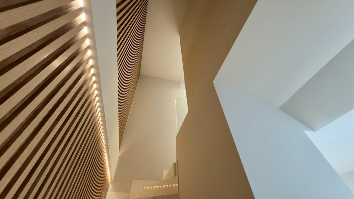 3-Bedroom Middle Floor Apartment in Benidorm | Sunny Cas... - Image 7