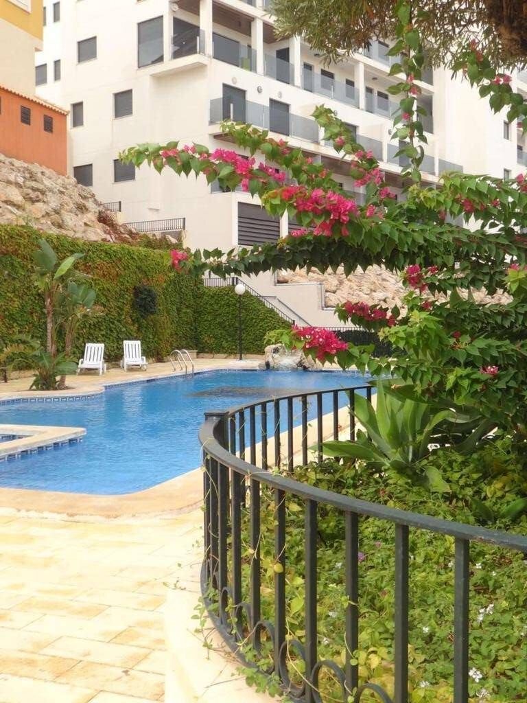 Appartement met 3 Slaapkamers in Altos de Campoamor, Orihuela Costa - Image 2