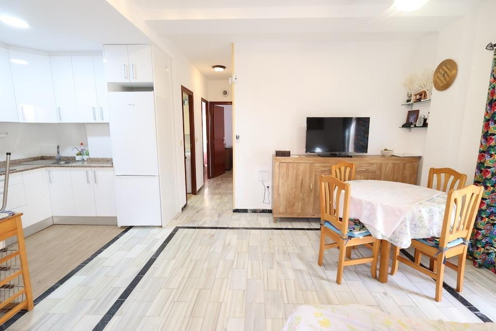 3-Bedroom Middle Floor Apartment in Torrevieja | Sunny C... - Image 3