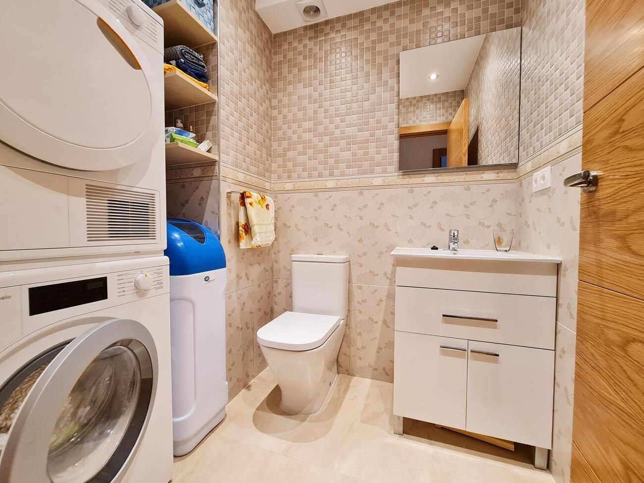 2-Bedroom Apartment in El Edén - Los Estaños, Guardamar del Segura - Image 9