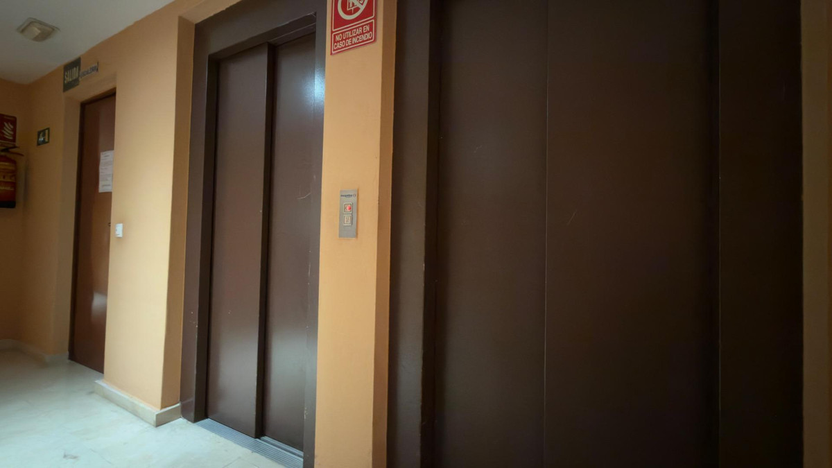 1-Bedroom Middle Floor Apartment in  Villajoyosa | Sunny ... - Image 17